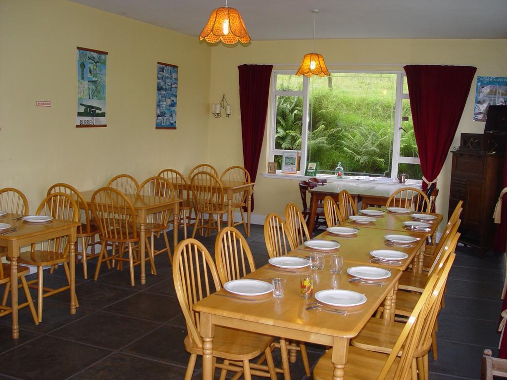 Ben Lettery Connemara Hostel Galway Bagian luar foto
